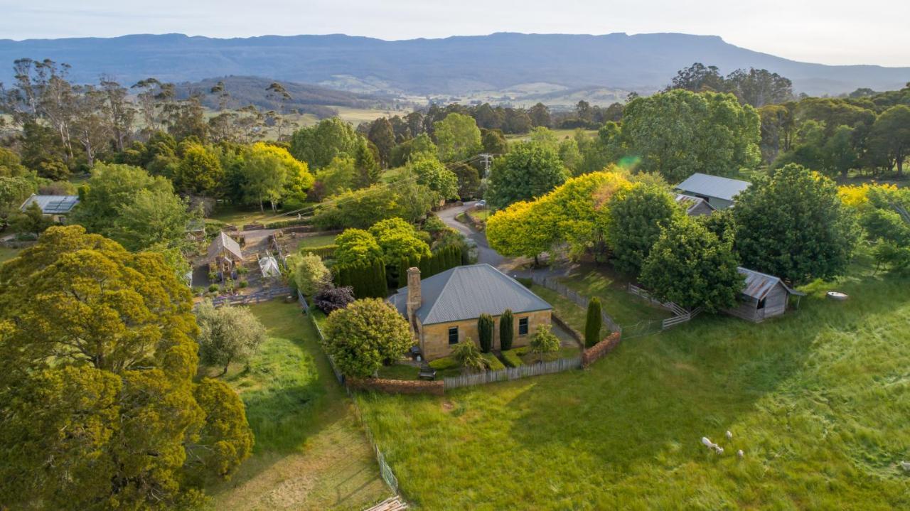 Blackwood Park Cottages Mole Creek Exterior photo